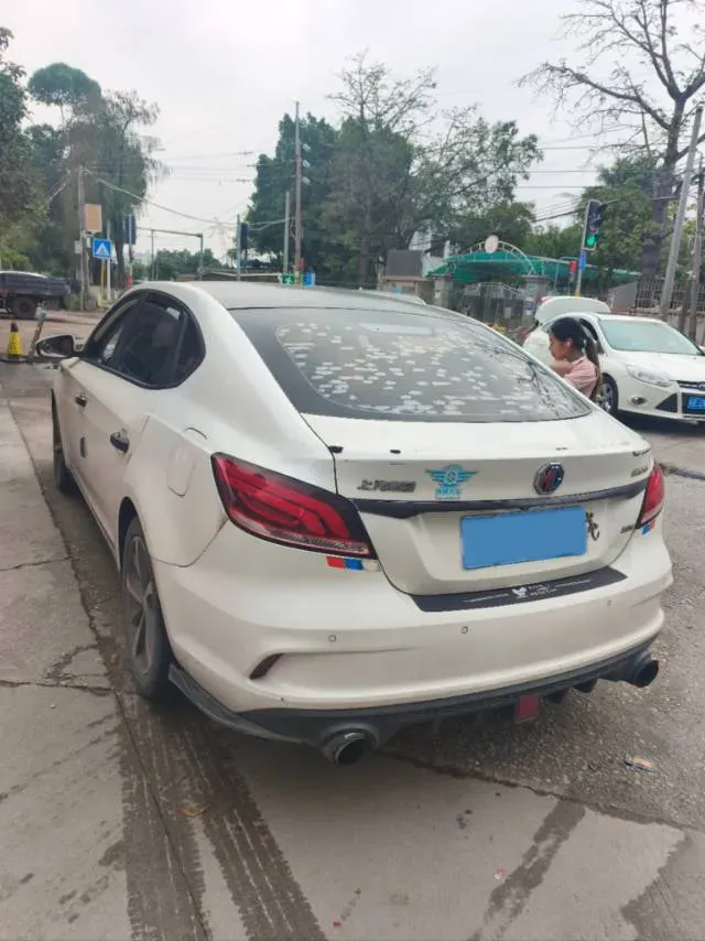 2019 MAXUS D60 1.5T 169HP L4 7DCT,autocango,china used car exporter,china ev exporter,chinese used car exporter,chinese used ev exporter