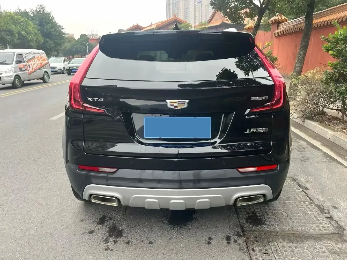 2020 Cadillac XT4 2.0T 237HP L4 9AT,autocango,china used car exporter,china ev exporter,chinese used car exporter,chinese used ev exporter