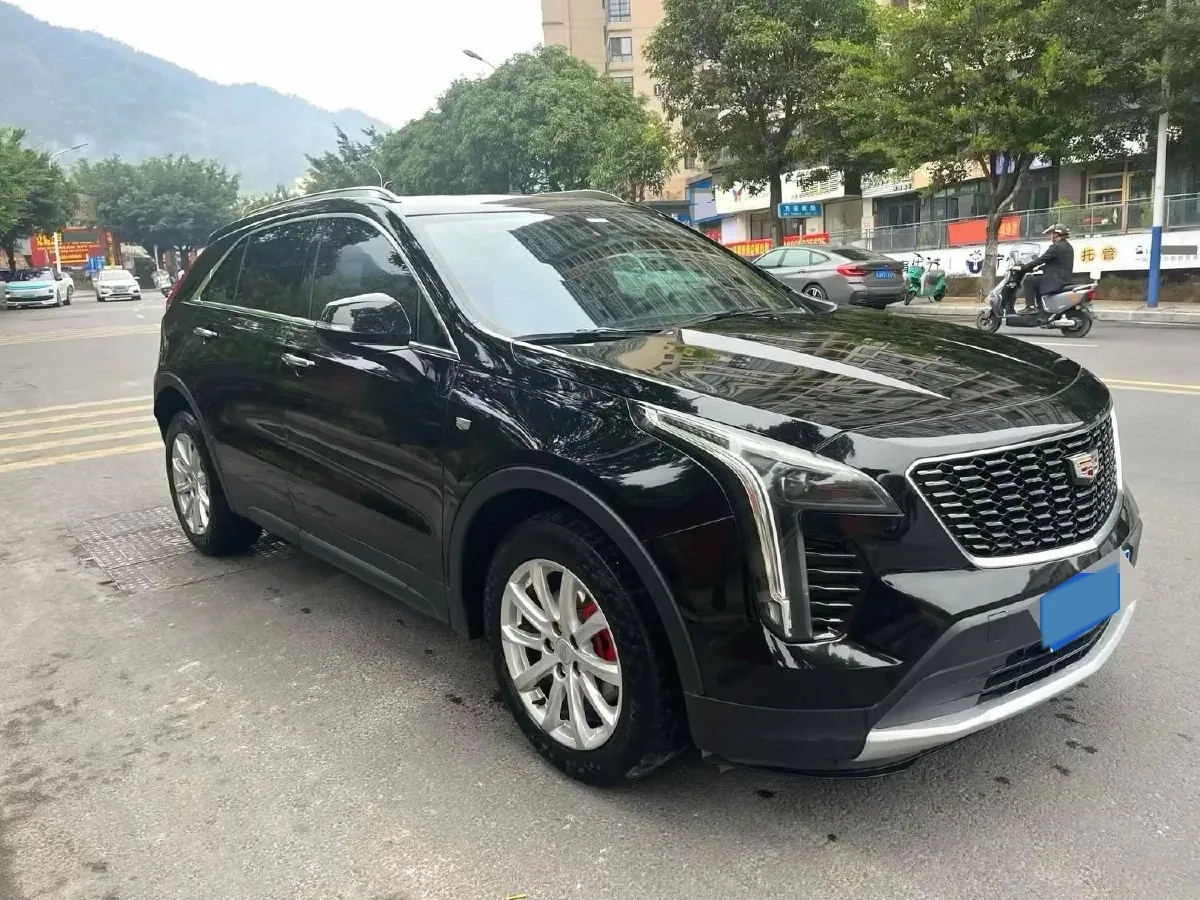 2020 Cadillac XT4 2.0T 237HP L4 9AT,autocango,china used car exporter,china ev exporter,chinese used car exporter,chinese used ev exporter