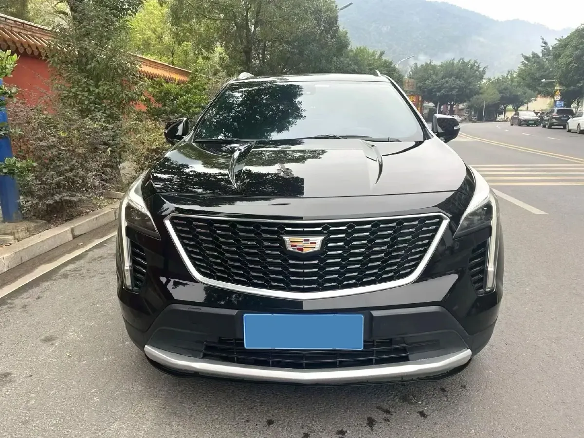 2020 Cadillac XT4 2.0T 237HP L4 9AT,autocango,china used car exporter,china ev exporter,chinese used car exporter,chinese used ev exporter