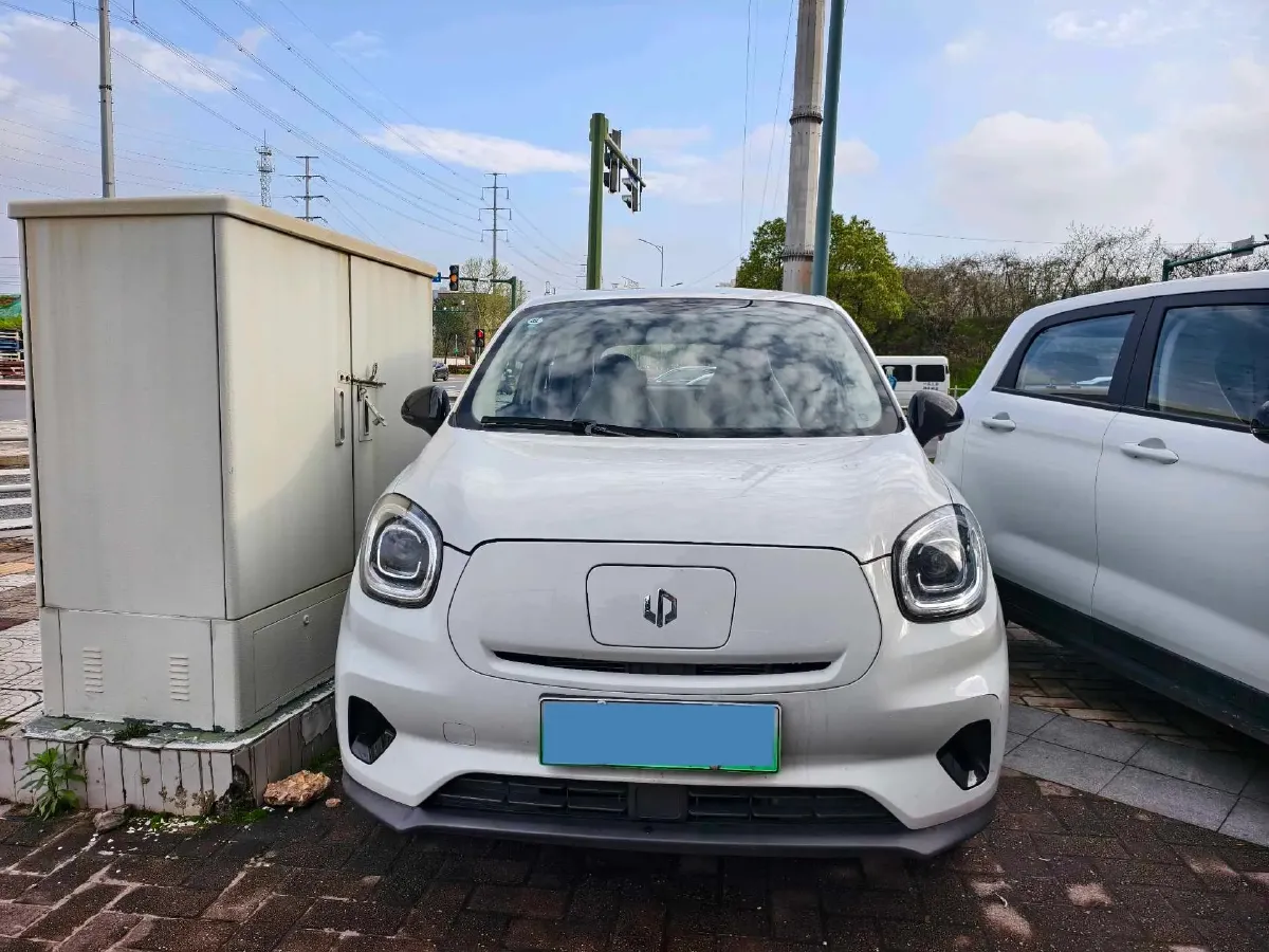 2024 Leapmotor T03 BEV 41.3KWH,autocango,china used car exporter,china ev exporter,chinese used car exporter,chinese used ev exporter