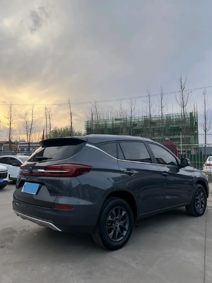 2020 BYD Song 1.5T 160HP L4 6MT,autocango,china used car exporter,china ev exporter,chinese used car exporter,chinese used ev exporter