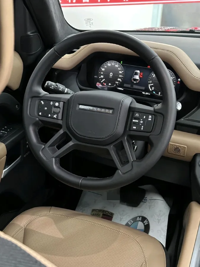 2025 Land Rover Defender 3.0T 400HP L6 8AT,autocango,china used car exporter,china ev exporter,chinese used car exporter,chinese used ev exporter