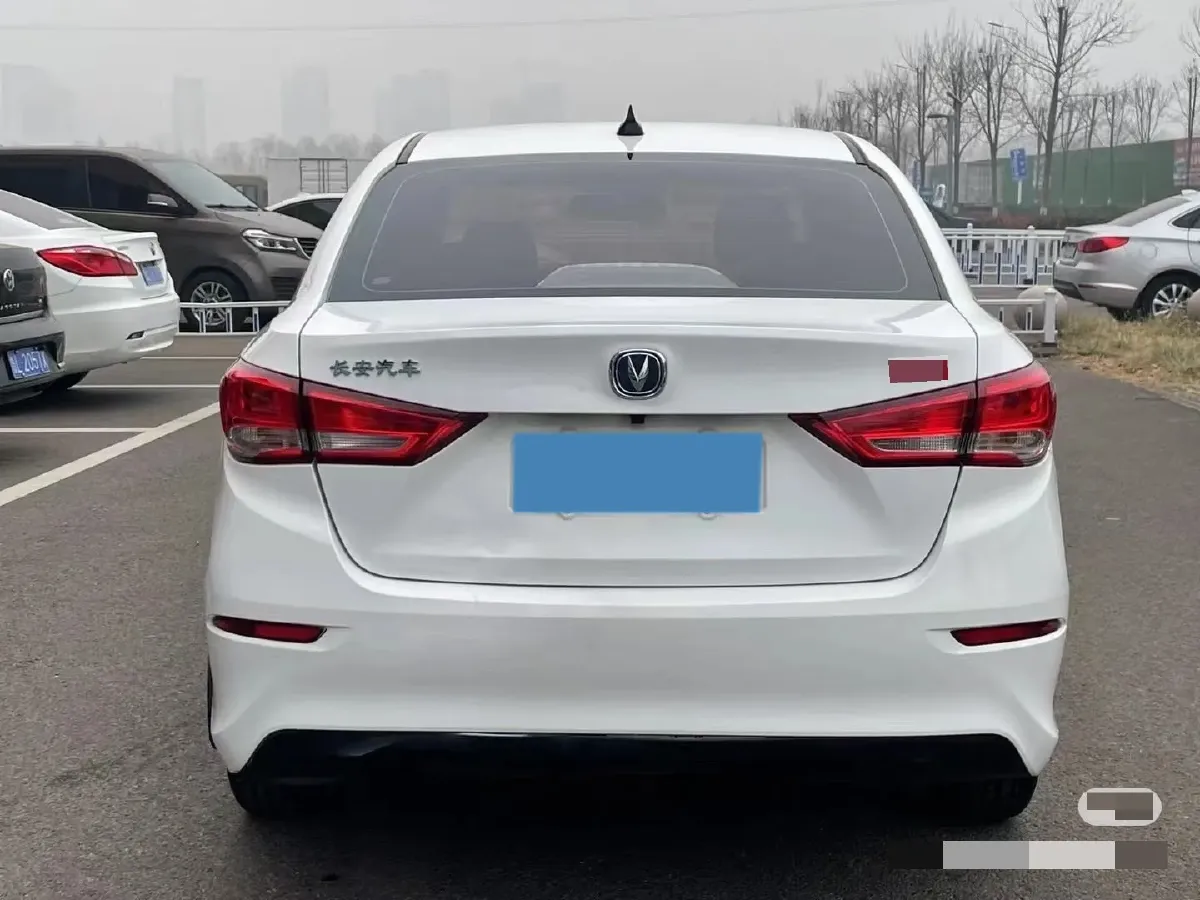2019 ChangAn Alsvin 1.5L 107HP L4 5DCT,autocango,china used car exporter,china ev exporter,chinese used car exporter,chinese used ev exporter