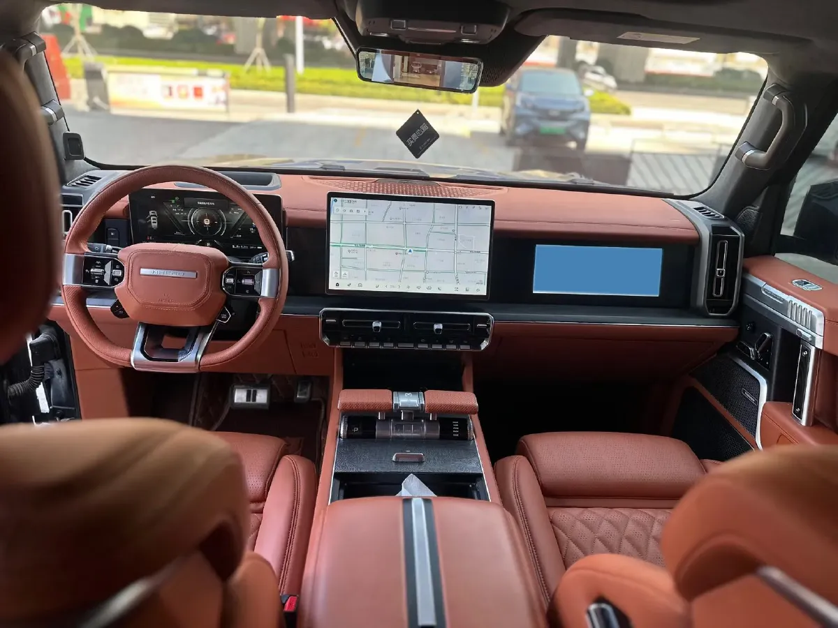 2023 M Hero 917 REEV 197HP 2AT REEV 65.8KWH,autocango,china used car exporter,china ev exporter,chinese used car exporter,chinese used ev exporter