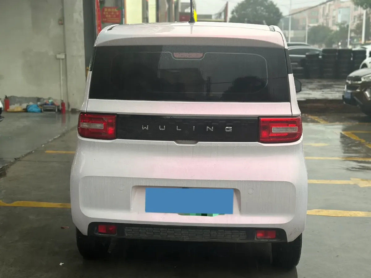 2021 WuLing HongGuang MINI EV BEV 13.8KWH,autocango,china used car exporter,china ev exporter,chinese used car exporter,chinese used ev exporter