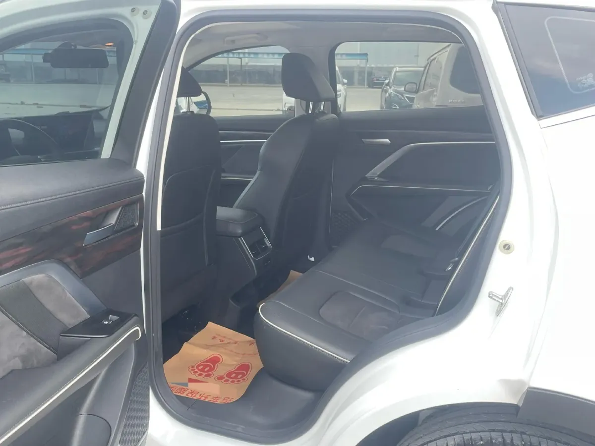 2021 Haval H6 1.5T 150HP L4 7DCT,autocango,china used car exporter,china ev exporter,chinese used car exporter,chinese used ev exporter