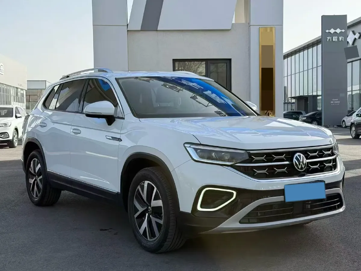 2024 Volkswagen Tayron 2.0T 186HP L4 7DCT,autocango,china used car exporter,china ev exporter,chinese used car exporter,chinese used ev exporter