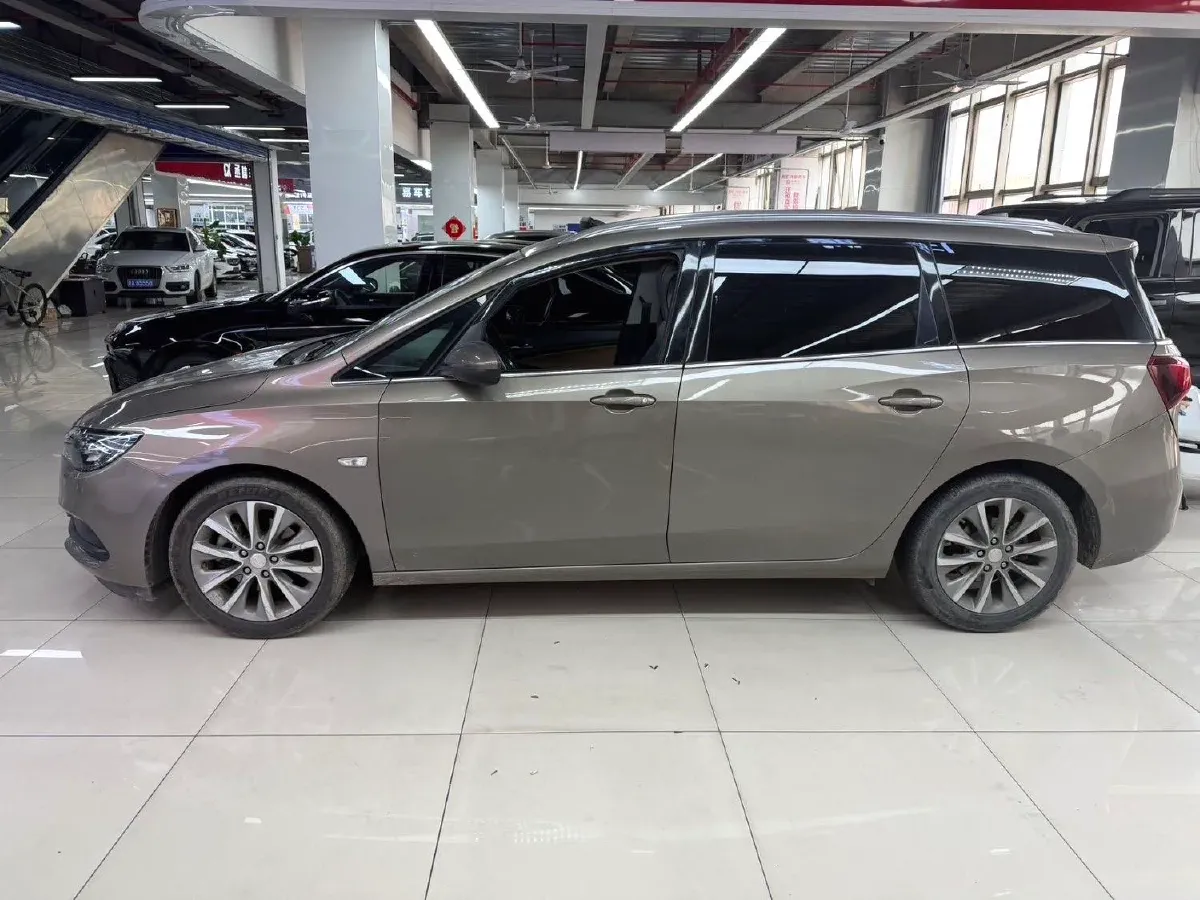 2021 Buick GL6 1.3T 163HP L3 6AT,autocango,china used car exporter,china ev exporter,chinese used car exporter,chinese used ev exporter