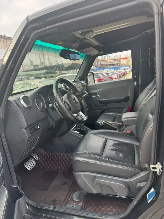 2017 Beijing BJ40 2.3T 250HP L4 6AT,autocango,china used car exporter,china ev exporter,chinese used car exporter,chinese used ev exporter
