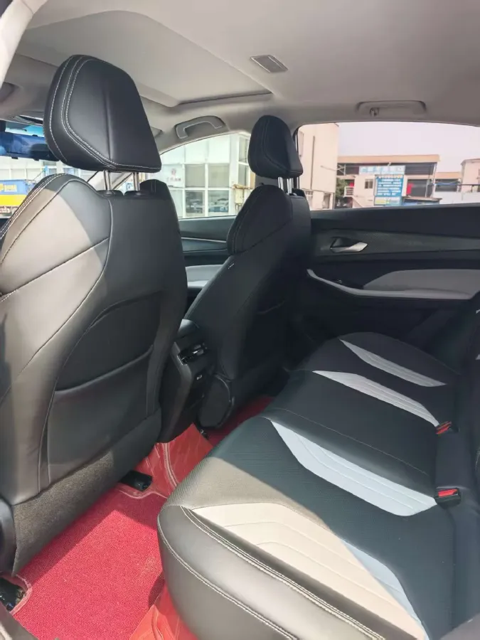 2022 Geely Binray 1.5T 181HP L4 7DCT,autocango,china used car exporter,china ev exporter,chinese used car exporter,chinese used ev exporter