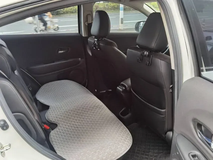 2020 Honda Vezel 1.5L 131HP L4 CVT,autocango,china used car exporter,china ev exporter,chinese used car exporter,chinese used ev exporter