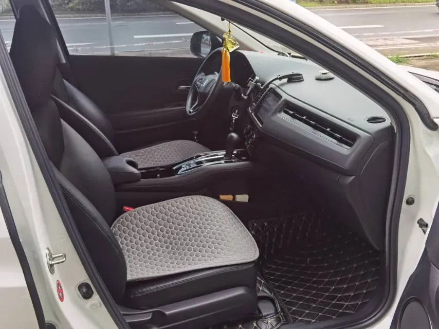 2020 Honda Vezel 1.5L 131HP L4 CVT,autocango,china used car exporter,china ev exporter,chinese used car exporter,chinese used ev exporter