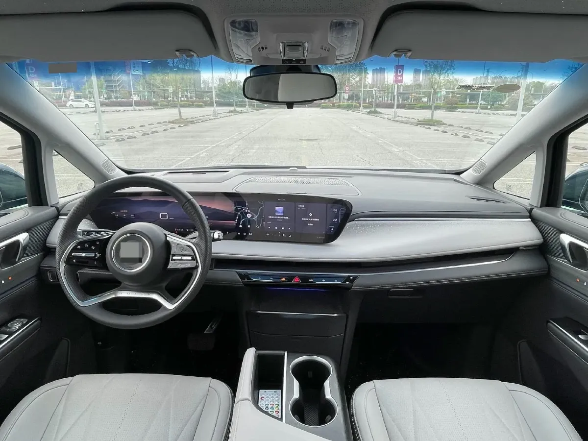 2025 Buick GL8 2.0T 237HP L4 9AT,autocango,china used car exporter,china ev exporter,chinese used car exporter,chinese used ev exporter