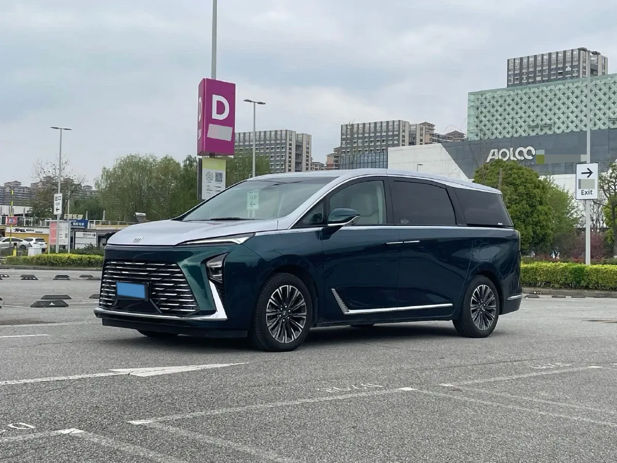 2025 Buick GL8 2.0T 237HP L4 9AT,autocango,china used car exporter,china ev exporter,chinese used car exporter,chinese used ev exporter