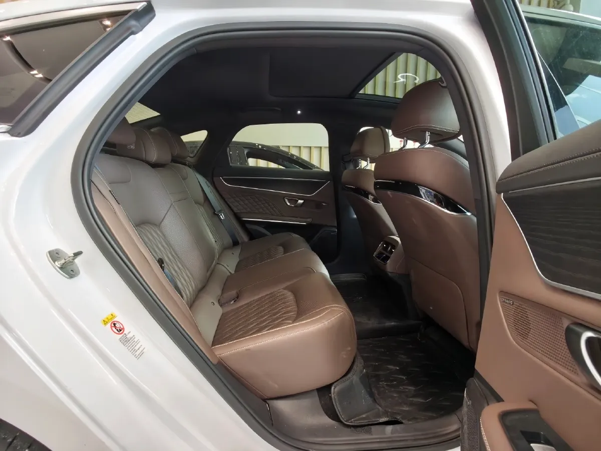 2023 BYD Han 1.5T 139HP L4 E-CVT PHEV 18.316KWH,autocango,china used car exporter,china ev exporter,chinese used car exporter,chinese used ev exporter