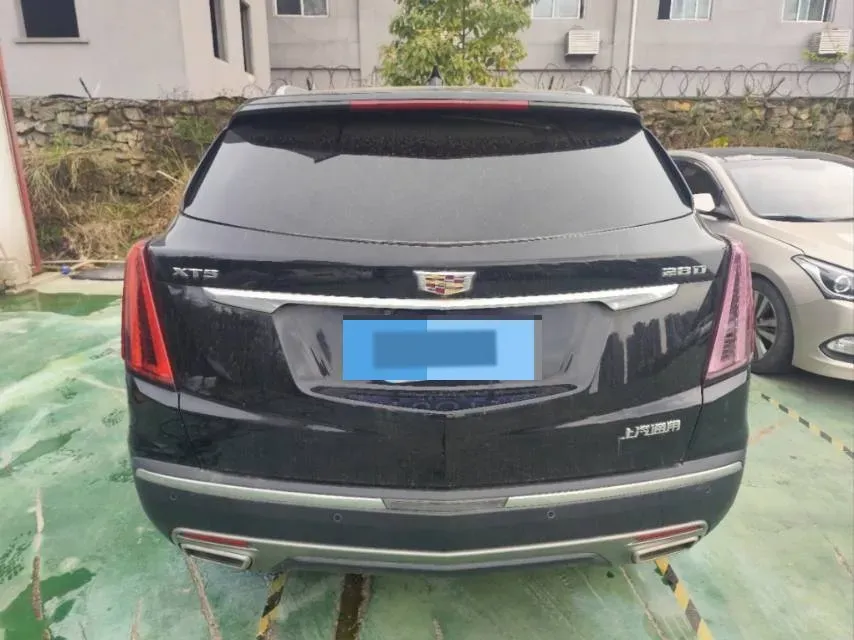 2021 Cadillac XT5 2.0T 237HP L4 9AT,autocango,china used car exporter,china ev exporter,chinese used car exporter,chinese used ev exporter
