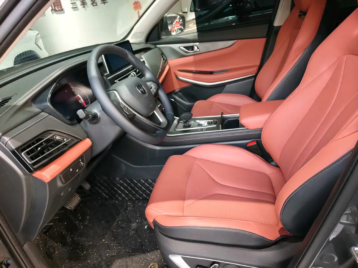 2024 ChangAn CS75 1.5T 188HP L4 7DCT,autocango,china used car exporter,china ev exporter,chinese used car exporter,chinese used ev exporter