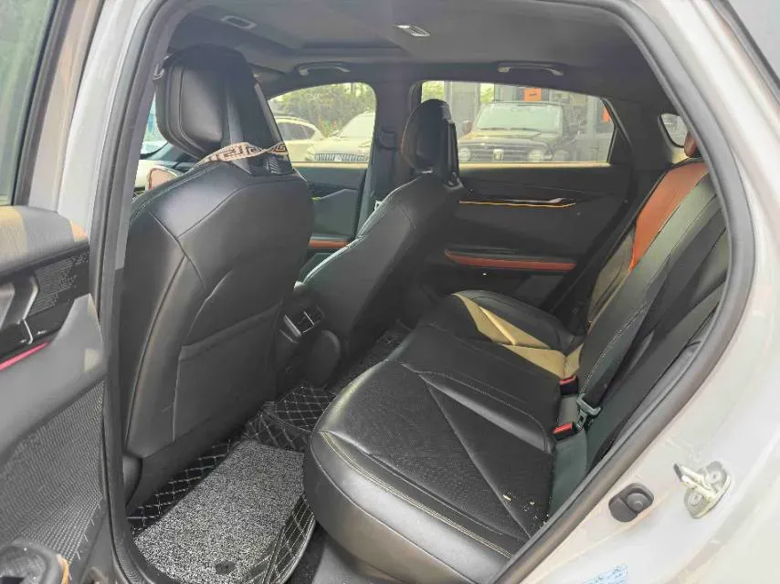 2023 ChangAn UNI-V iDD 1.5T 170HP L4 6TCT PHEV 18.4KWH,autocango,china used car exporter,china ev exporter,chinese used car exporter,chinese used ev exporter