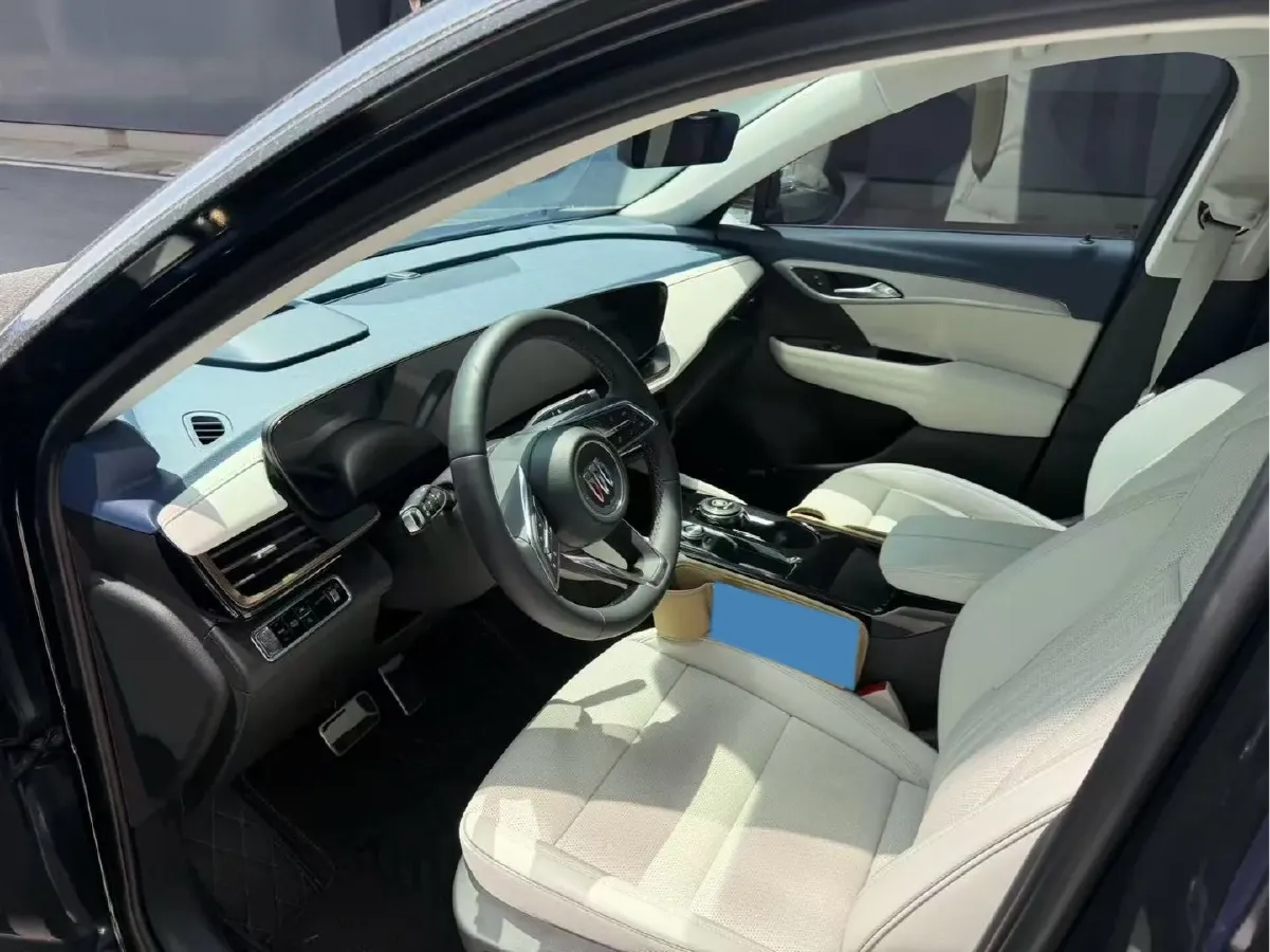 2024 Buick EnvisionPlus 2.0T 237HP L4 9AT,autocango,china used car exporter,china ev exporter,chinese used car exporter,chinese used ev exporter