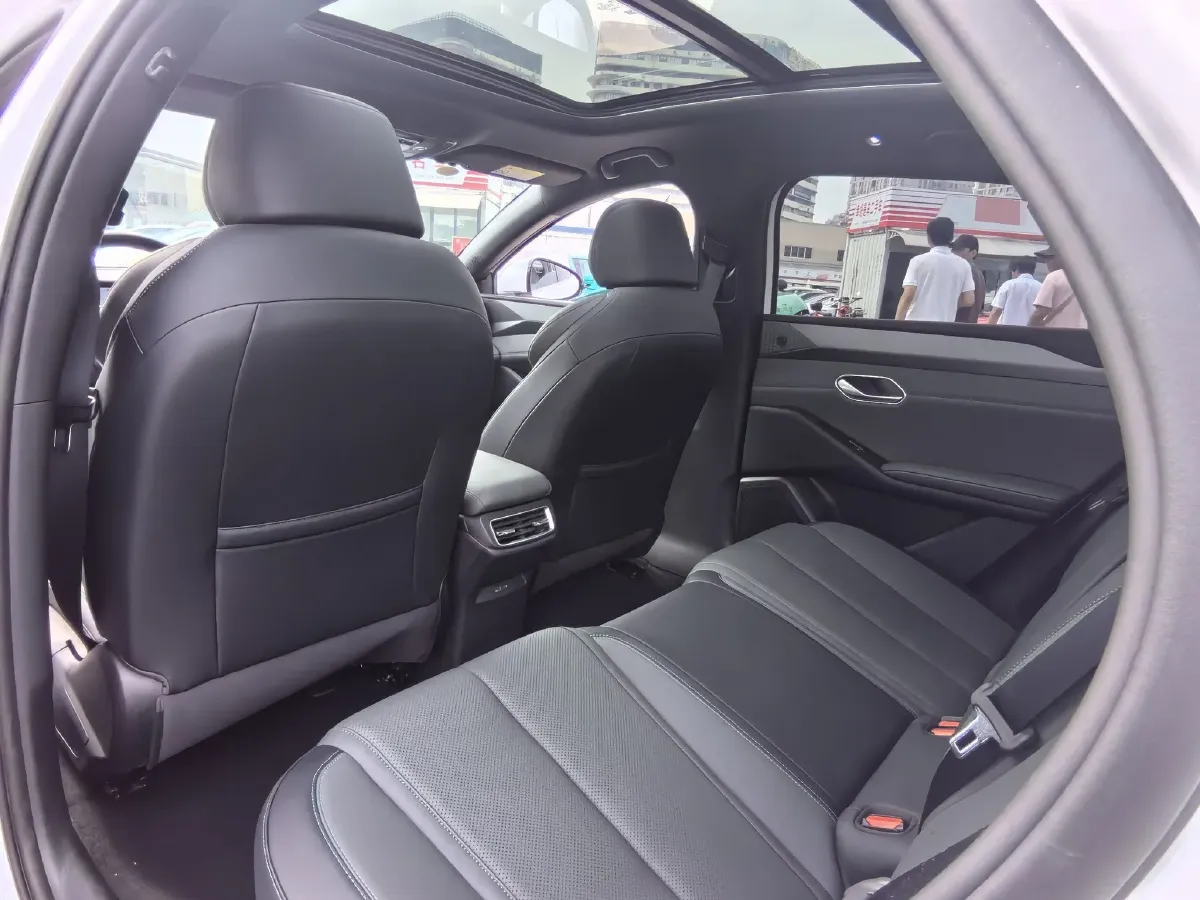 2025 BYD QinL BEV,autocango,china used car exporter,china ev exporter,chinese used car exporter,chinese used ev exporter