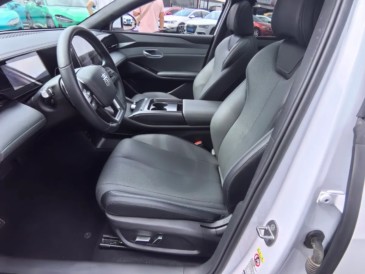 2025 BYD QinL BEV,autocango,china used car exporter,china ev exporter,chinese used car exporter,chinese used ev exporter