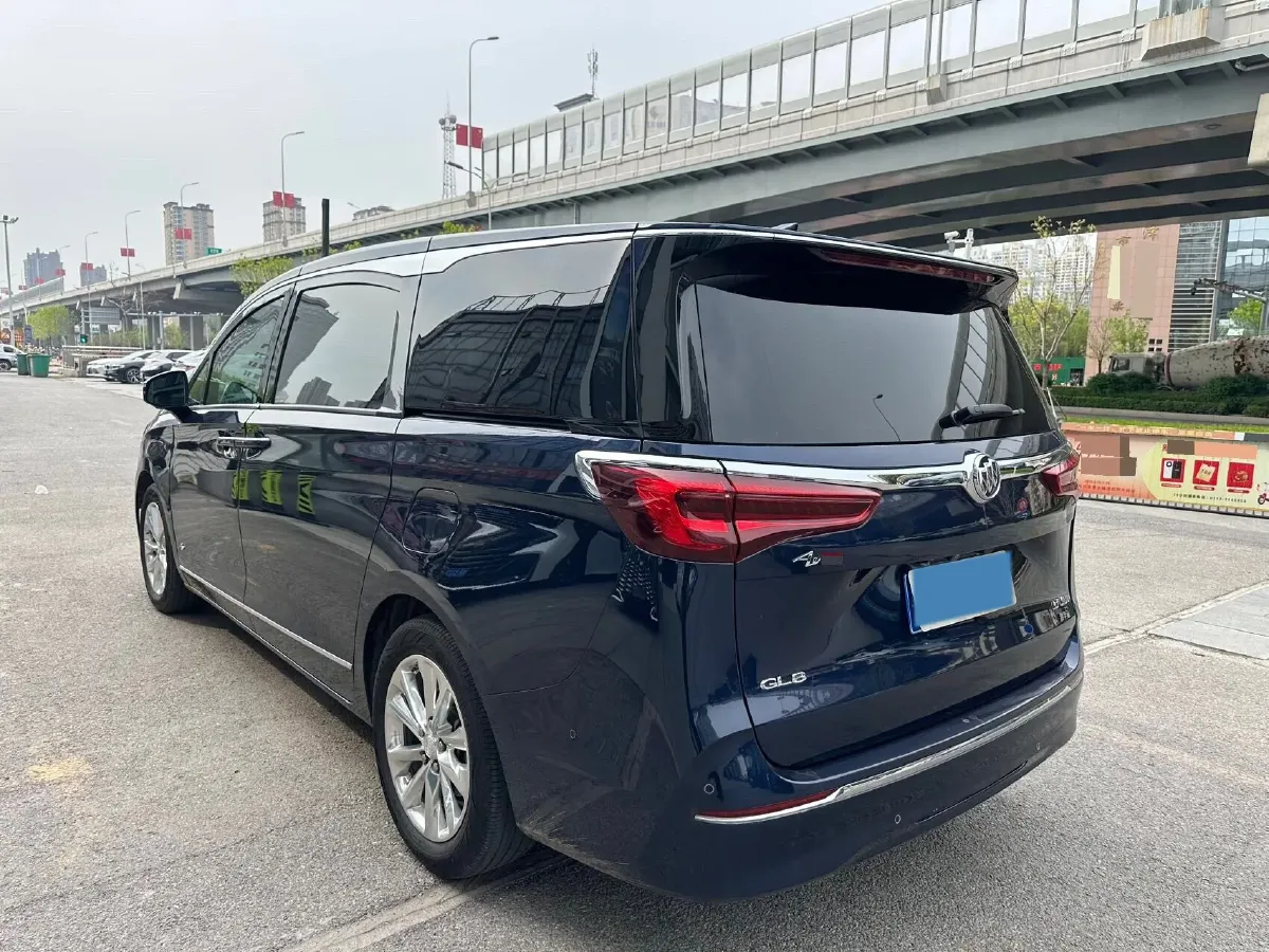 2020 Buick GL8 2.0T 237HP L4 9AT,autocango,china used car exporter,china ev exporter,chinese used car exporter,chinese used ev exporter