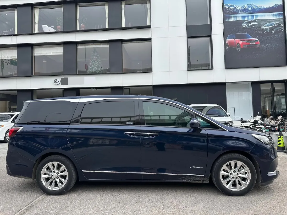 2020 Buick GL8 2.0T 237HP L4 9AT,autocango,china used car exporter,china ev exporter,chinese used car exporter,chinese used ev exporter