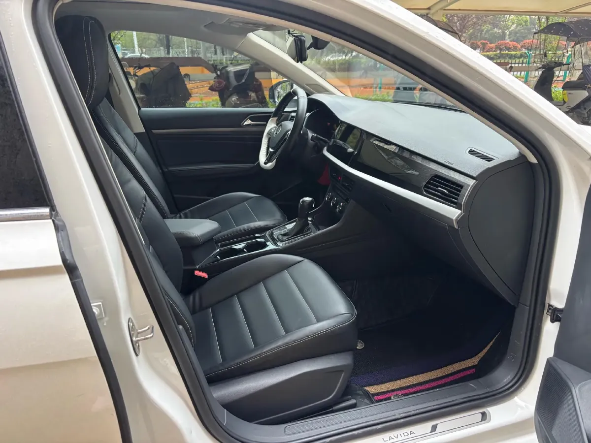 2022 Volkswagen Sagitar 1.2T 116HP L4 7DCT,autocango,china used car exporter,china ev exporter,chinese used car exporter,chinese used ev exporter