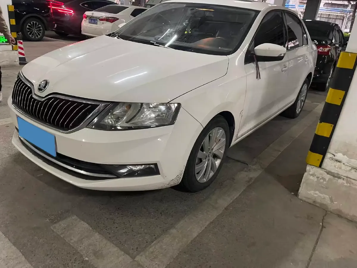 2019 SWM G01 1.5T 156HP L4 6AT,autocango,china used car exporter,china ev exporter,chinese used car exporter,chinese used ev exporter