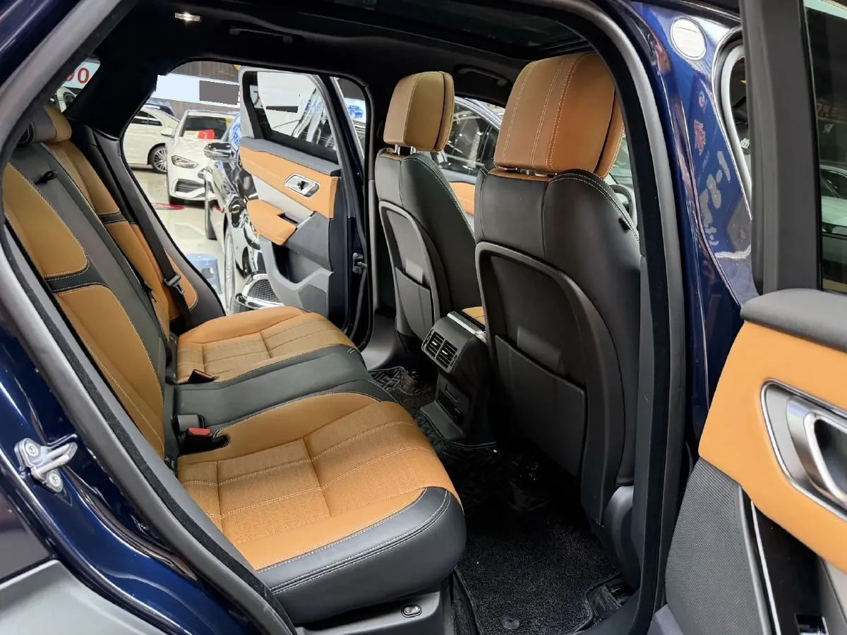 2023 Land Rover Range Rover Velar 2.0T 250HP L4 8AT,autocango,china used car exporter,china ev exporter,chinese used car exporter,chinese used ev exporter