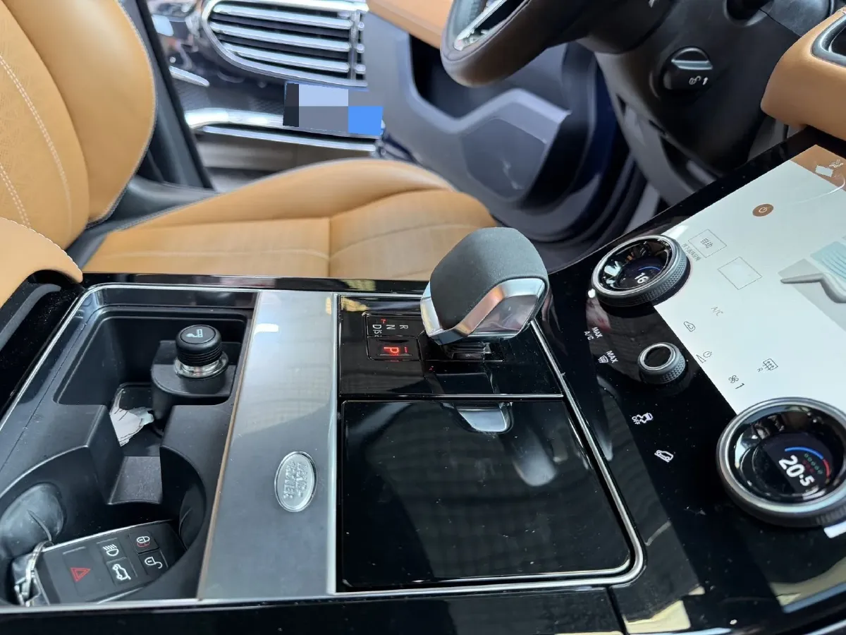 2023 Land Rover Range Rover Velar 2.0T 250HP L4 8AT,autocango,china used car exporter,china ev exporter,chinese used car exporter,chinese used ev exporter