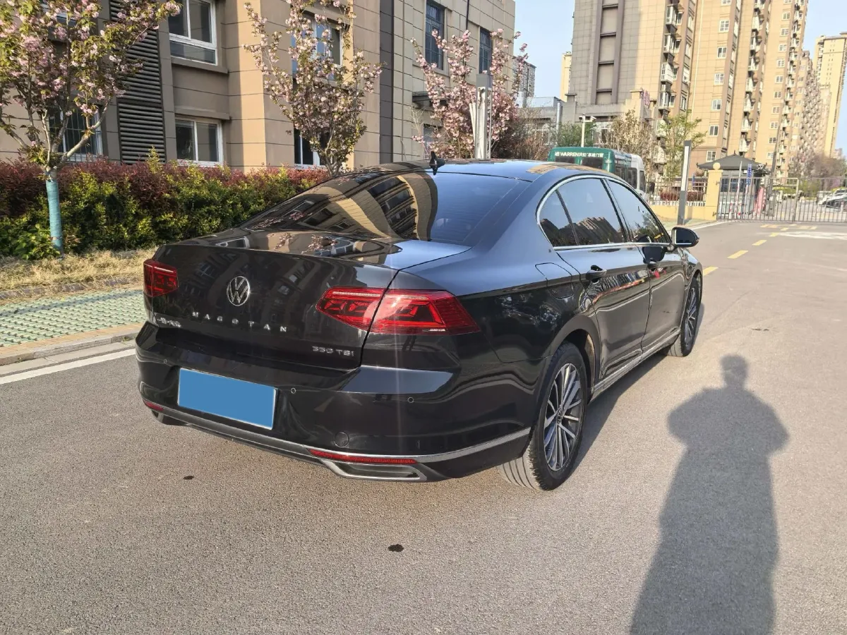 2020 Volkswagen Magotan 2.0T 186HP L4 7DCT,autocango,china used car exporter,china ev exporter,chinese used car exporter,chinese used ev exporter
