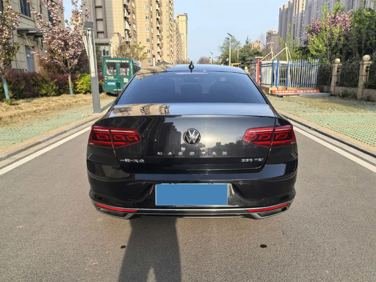 2020 Volkswagen Magotan 2.0T 186HP L4 7DCT,autocango,china used car exporter,china ev exporter,chinese used car exporter,chinese used ev exporter