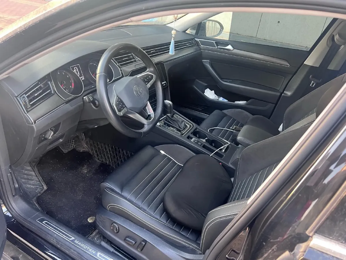 2020 Volkswagen Magotan 2.0T 186HP L4 7DCT,autocango,china used car exporter,china ev exporter,chinese used car exporter,chinese used ev exporter