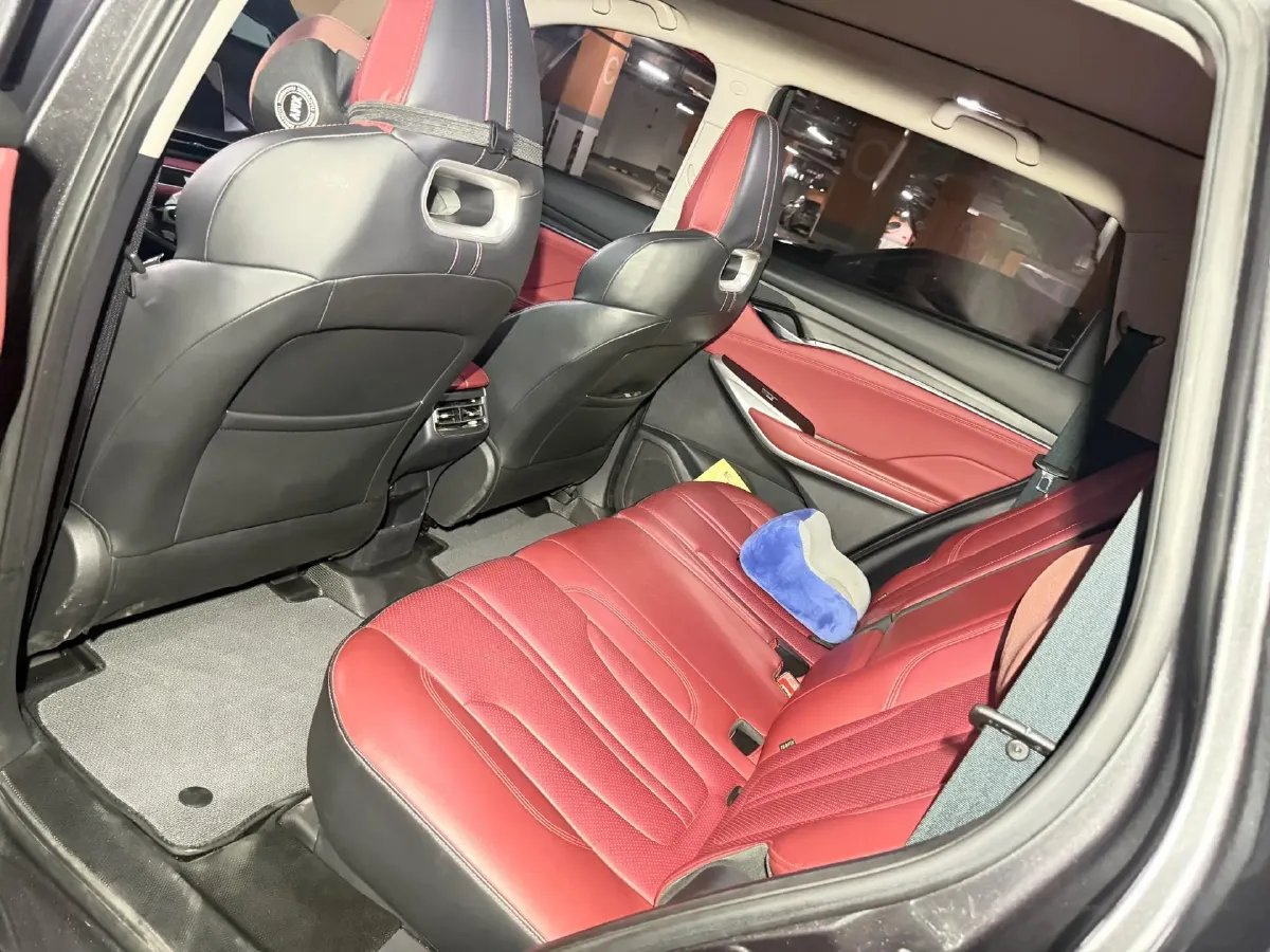 2020 ChangAn CS75 Plus 2.0T 233HP L4 8AT,autocango,china used car exporter,china ev exporter,chinese used car exporter,chinese used ev exporter