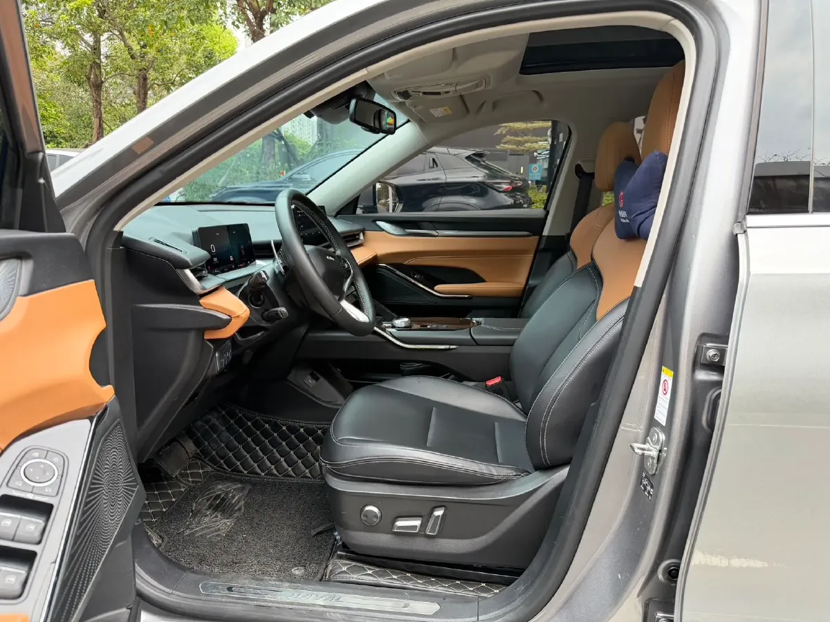 2021 Haval H6 1.5T 169HP L4 7DCT,autocango,china used car exporter,china ev exporter,chinese used car exporter,chinese used ev exporter