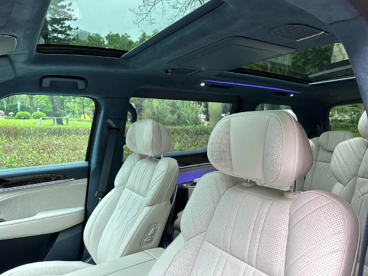 2022 Zeekr 009 BEV 116KWH,autocango,china used car exporter,china ev exporter,chinese used car exporter,chinese used ev exporter