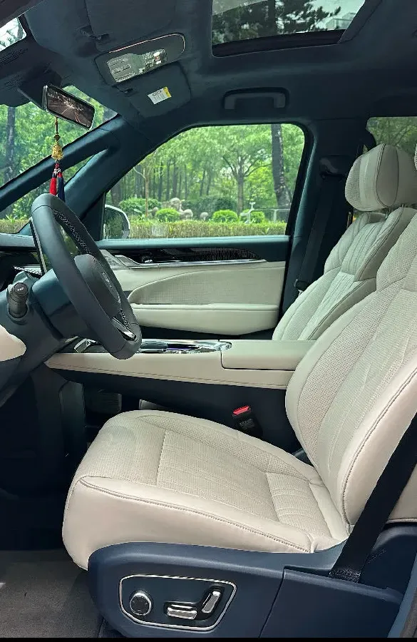 2022 Zeekr 009 BEV 116KWH,autocango,china used car exporter,china ev exporter,chinese used car exporter,chinese used ev exporter