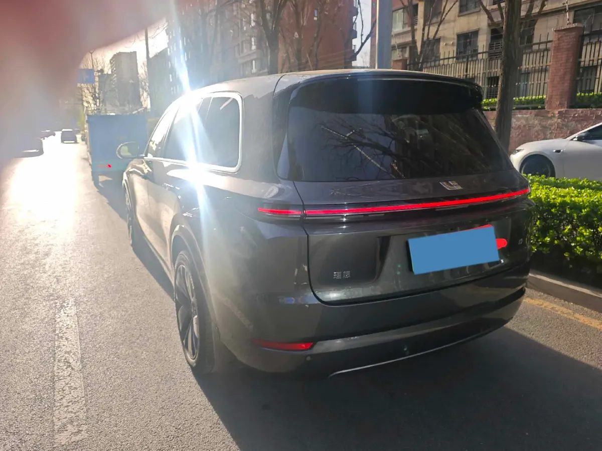 2024 Li L9 Range Extended 154HP REEV 52.3KWH,autocango,china used car exporter,china ev exporter,chinese used car exporter,chinese used ev exporter