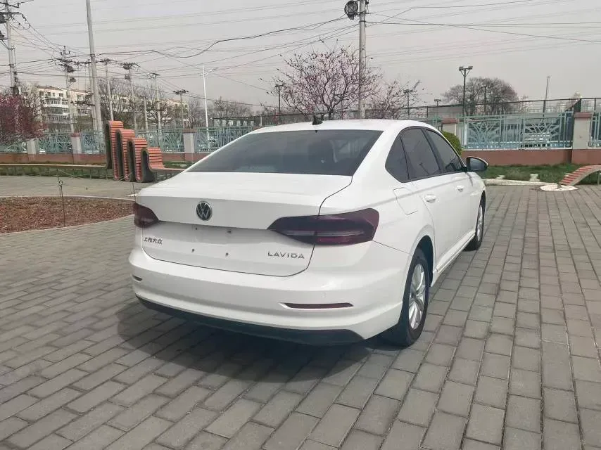 2021 Volkswagen Lavida 1.5L 113HP L4 6AT,autocango,china used car exporter,china ev exporter,chinese used car exporter,chinese used ev exporter
