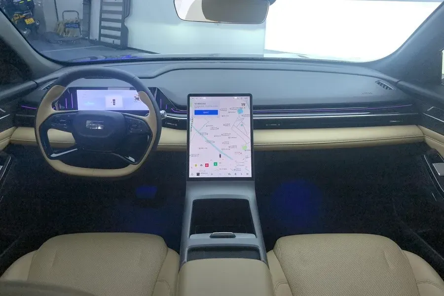 2023 Geely Galaxy L6 1.5T 163HP L4 3DHT PHEV,autocango,china used car exporter,china ev exporter,chinese used car exporter,chinese used ev exporter