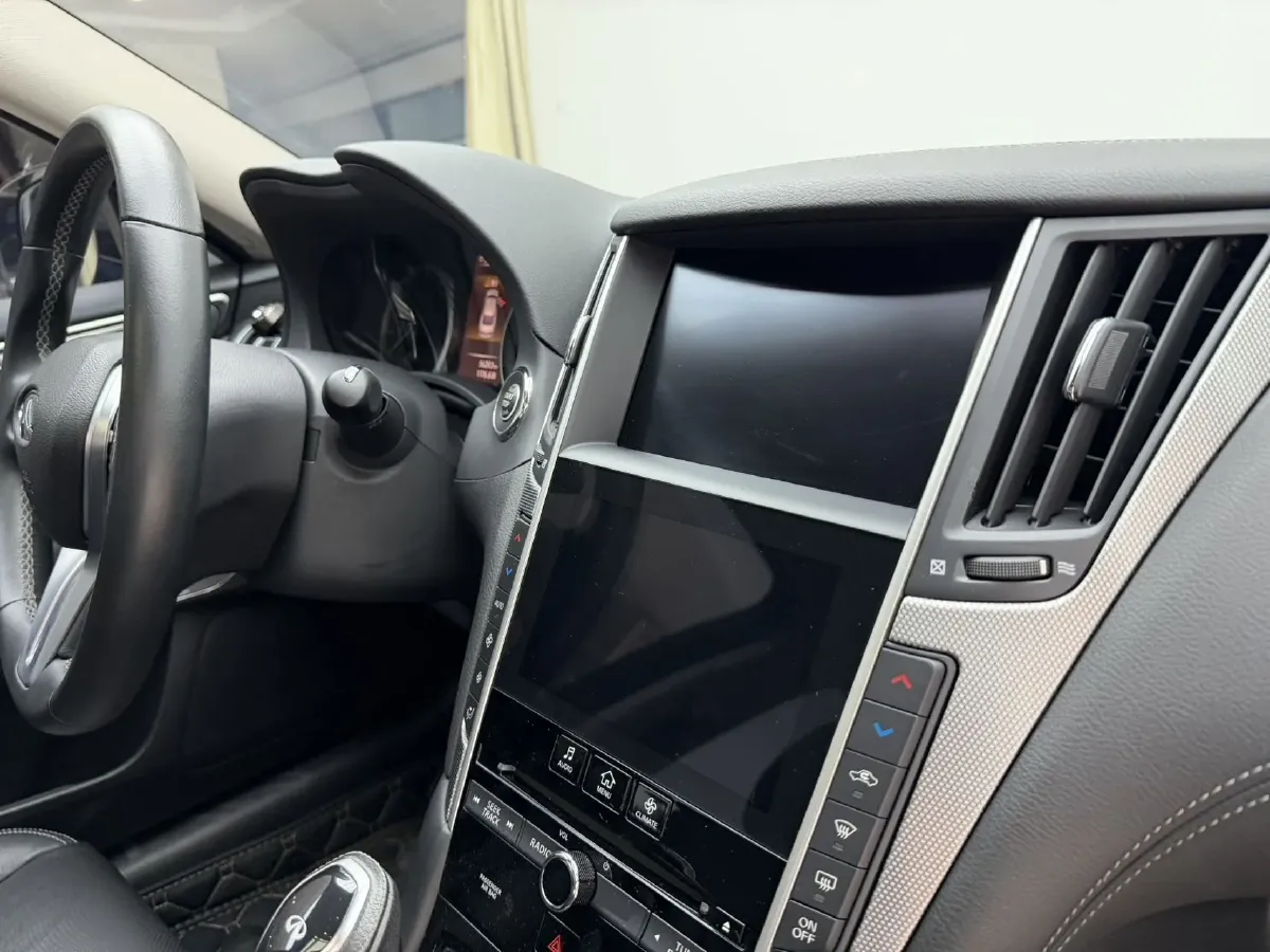 2021 Infiniti Q50L 2.0T 211HP L4 7AT,autocango,china used car exporter,china ev exporter,chinese used car exporter,chinese used ev exporter