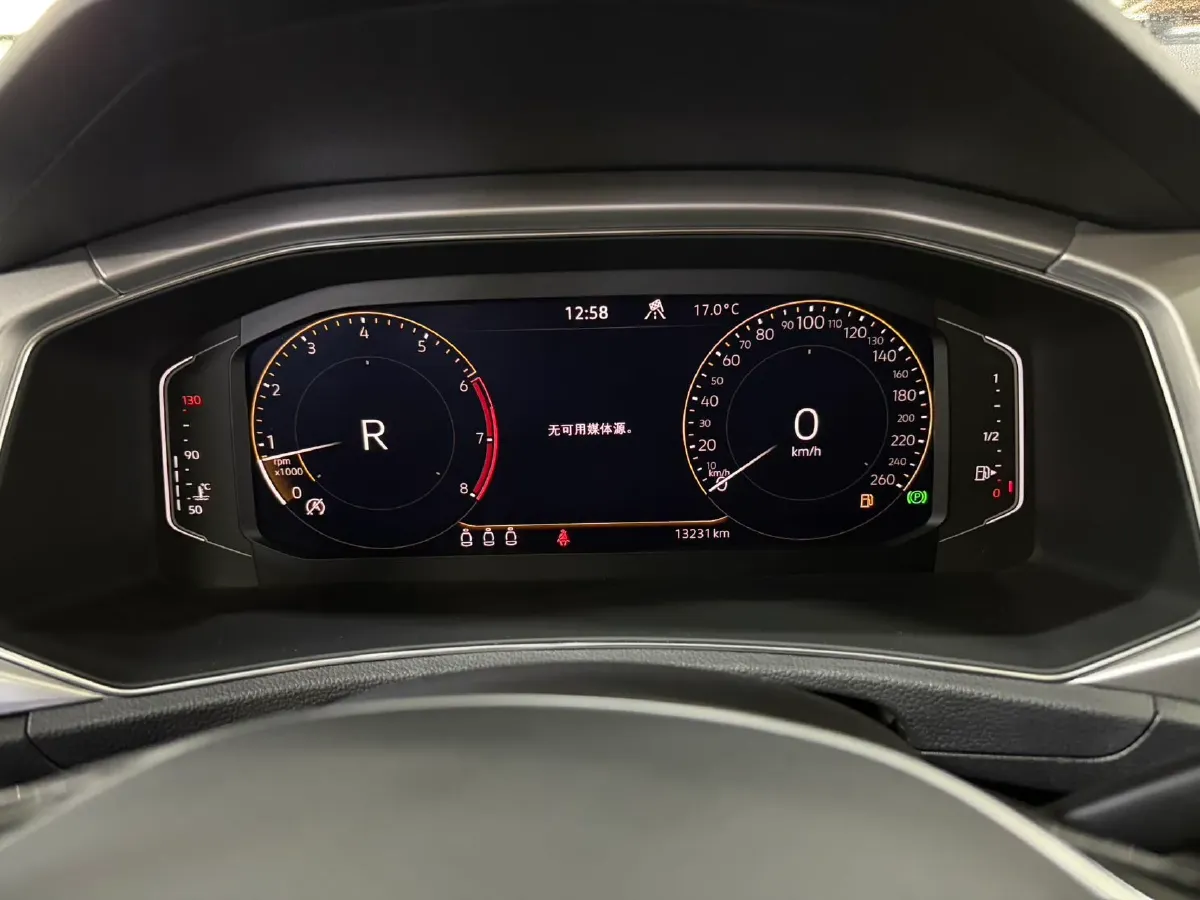 2022 Volkswagen T-Roc 1.4T 150HP L4 7DCT,autocango,china used car exporter,china ev exporter,chinese used car exporter,chinese used ev exporter