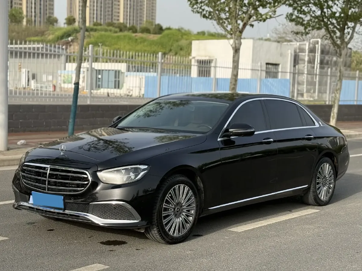 2022 Mercedes-Benz GLC Class 2.0T 258HP L4 9AT,autocango,china used car exporter,china ev exporter,chinese used car exporter,chinese used ev exporter