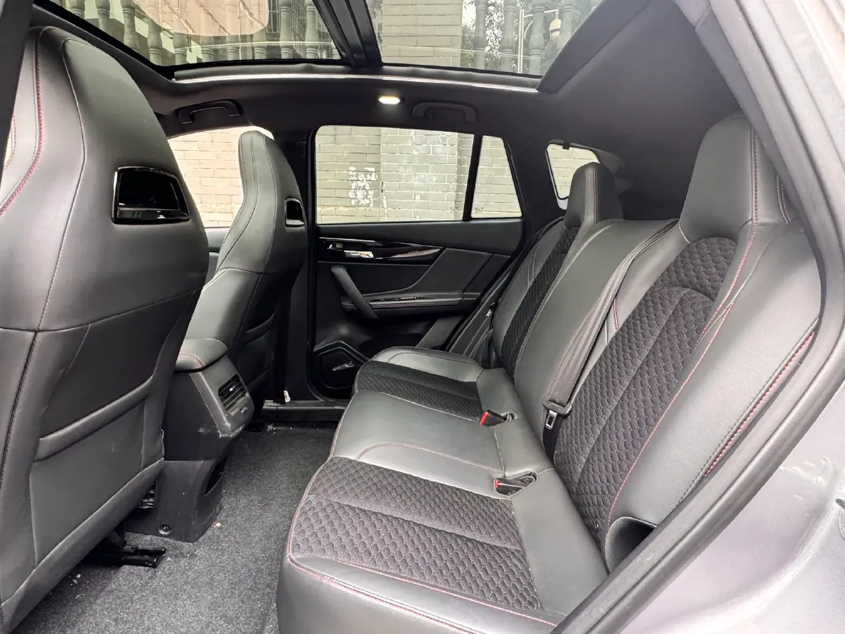 2020 HaiMa 8S 1.6T 195HP L4 6AT,autocango,china used car exporter,china ev exporter,chinese used car exporter,chinese used ev exporter