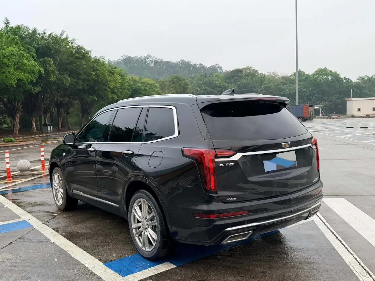 2022 Cadillac XT6 2.0T 237HP L4 9AT,autocango,china used car exporter,china ev exporter,chinese used car exporter,chinese used ev exporter