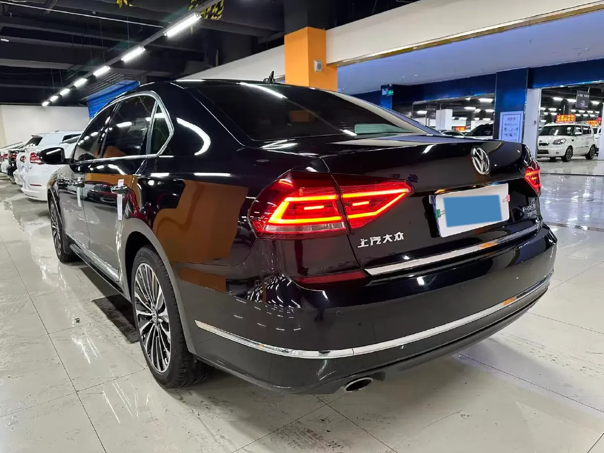 2017 Volkswagen Passat 1.8T 180HP L4 7DCT,autocango,china used car exporter,china ev exporter,chinese used car exporter,chinese used ev exporter