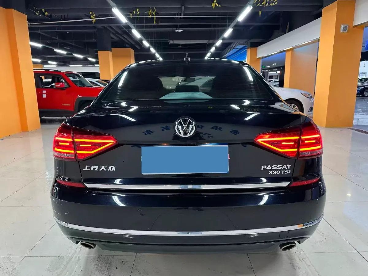 2017 Volkswagen Passat 1.8T 180HP L4 7DCT,autocango,china used car exporter,china ev exporter,chinese used car exporter,chinese used ev exporter