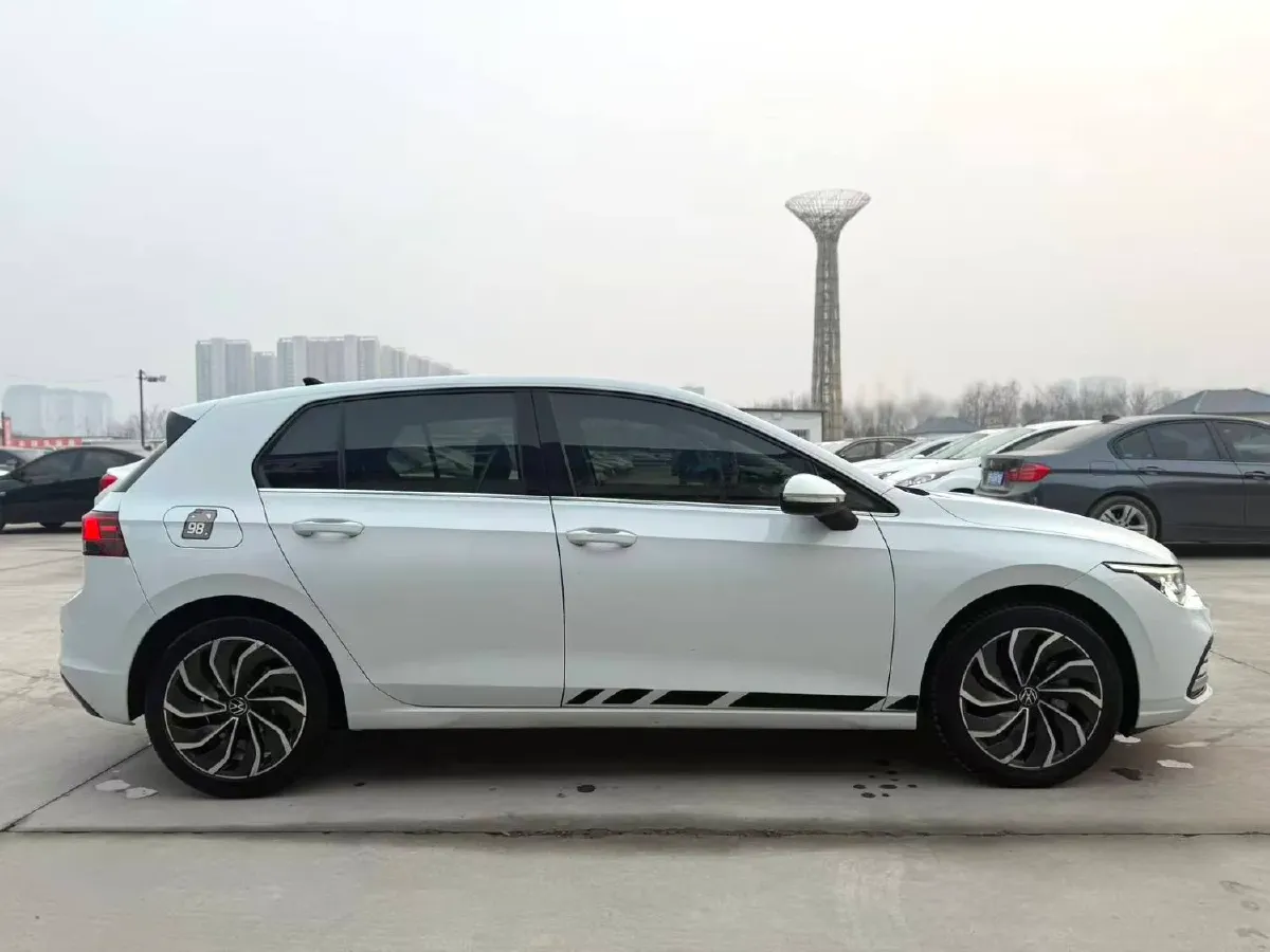 2023 Volkswagen Golf 1.4T 150HP L4 7DCT,autocango,china used car exporter,china ev exporter,chinese used car exporter,chinese used ev exporter